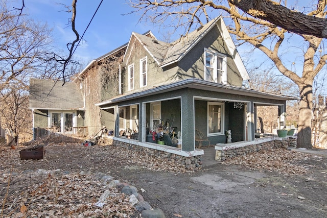 view of home's exterior