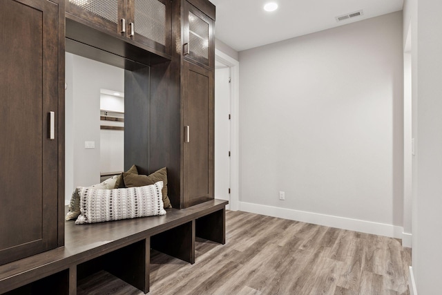 4540 Upton Ave S, Minneapolis, MN 55410 - mudroom featuring light wood-style flooring, baseboards, and recessed lighting