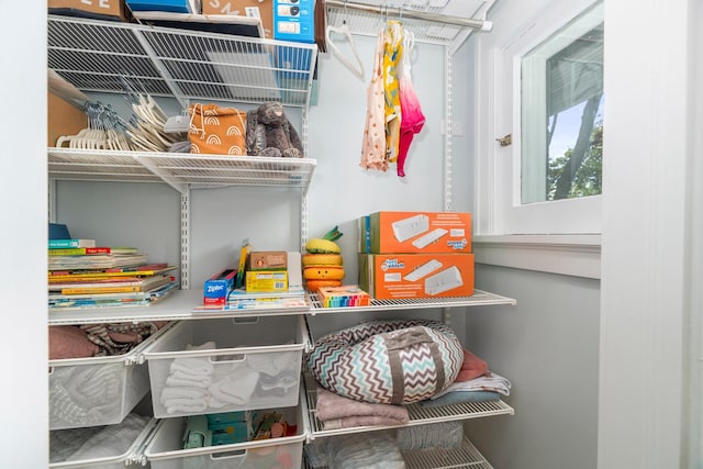 2328 3rd St, Duluth, MN 55812 - view of storage area