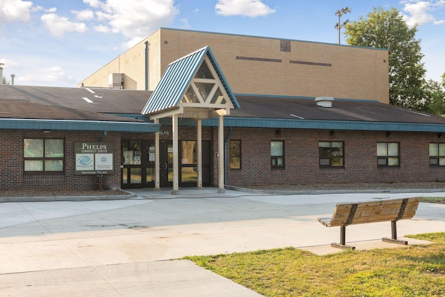 view of building exterior