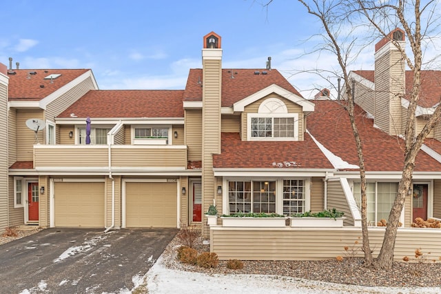 view of front of house featuring a garage