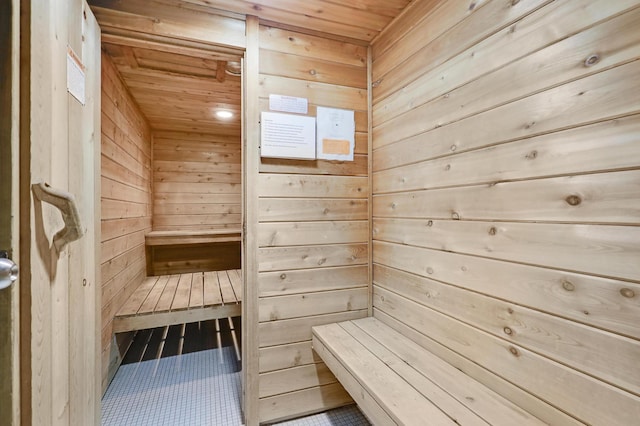 view of sauna / steam room