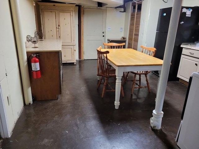 436 6th Ave SW, Cambridge, MN 55008 - dining space with finished concrete floors