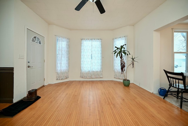 entrance foyer featuring light hardwood / wood-style floors and ceiling fan