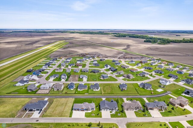 457 Skylane St, Kindred, ND 58051