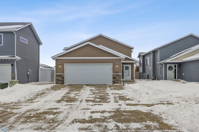 view of front facade featuring a garage