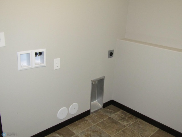 clothes washing area with electric dryer hookup