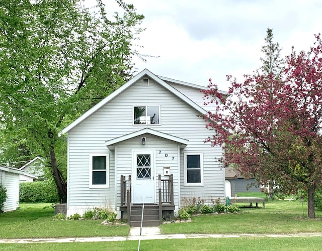 707 Center St E, Roseau, MN 56751 - photo 1