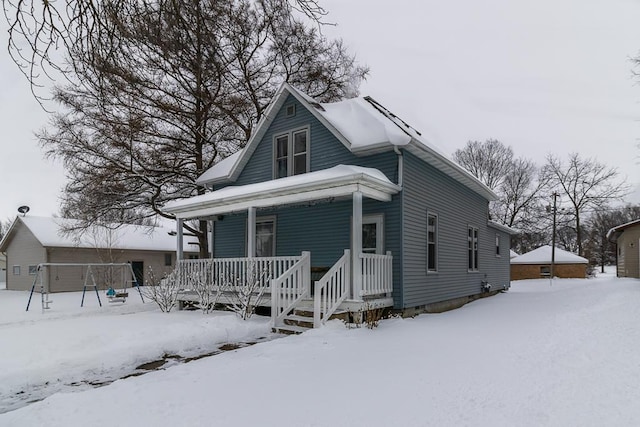 view of front of home featuring a porch