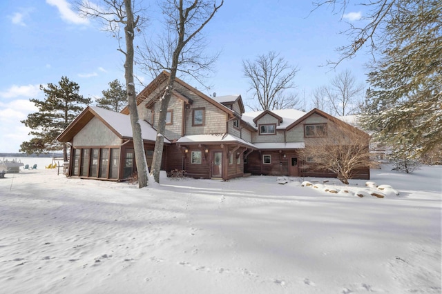 view of front of home