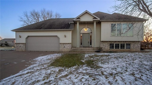 view of front facade with a garage