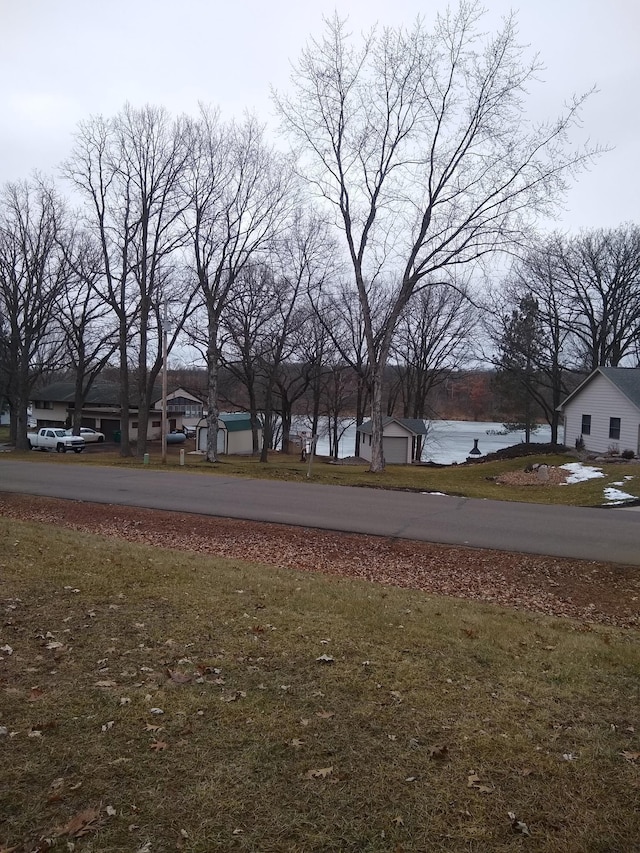 view of yard with a water view