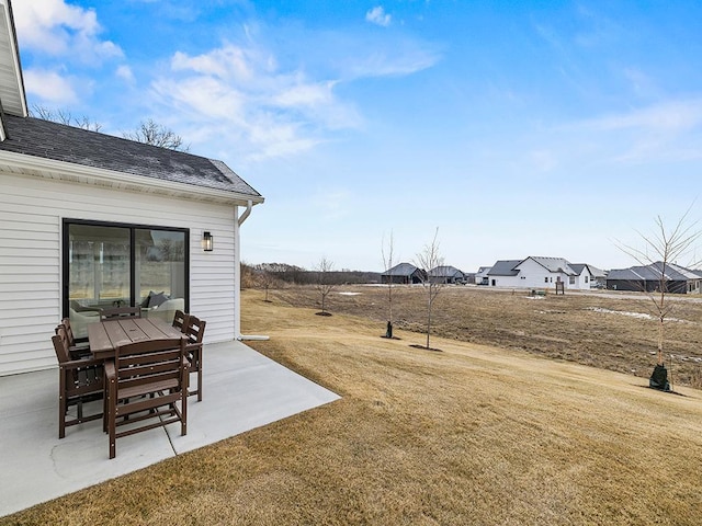 view of yard with a patio