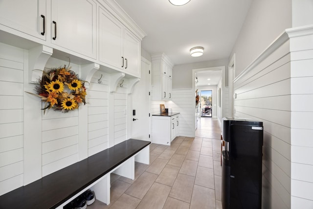3175 Tuckborough Trl, Medina, MN 55356 - view of mudroom