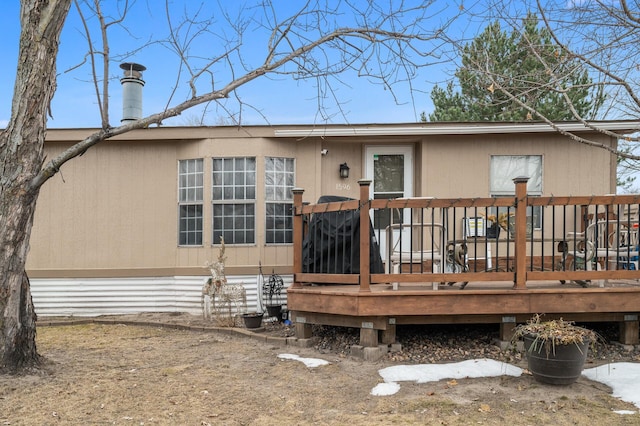 view of front of property featuring a deck