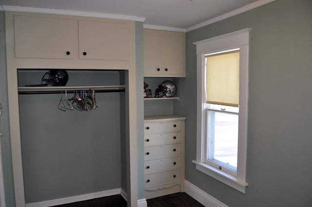 410 5th St, Montevideo, MN 56265 - view of closet