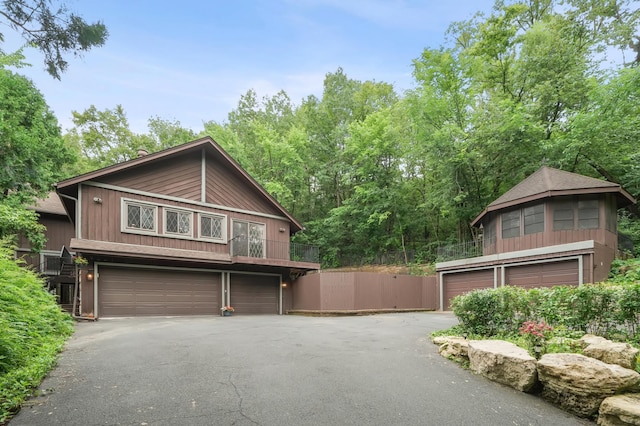 9001 Poplar Bridge Rd, Bloomington, MN 55437 - photo 1