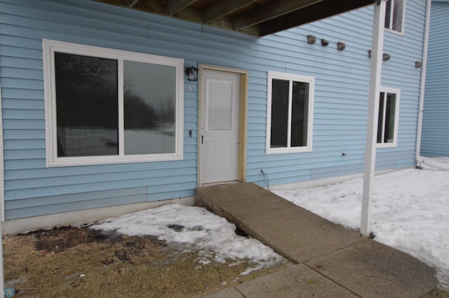 view of property entrance