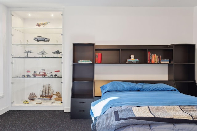 3529 Green Ridge Rd, Minnetonka, MN 55305 - bedroom with carpet flooring and baseboards