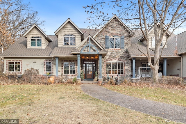 view of front of house with a front yard