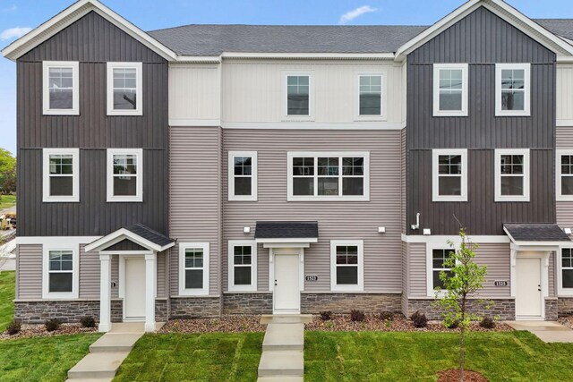 1523 Traverse Ln W, Saint Paul, MN 55118 - photo 16