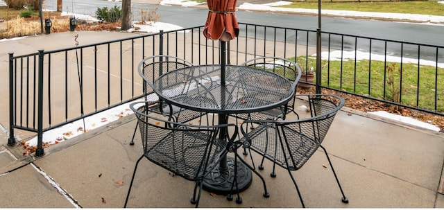 5945 Kellogg Ave, Edina, MN 55424 - balcony featuring outdoor dining space