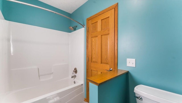 24455 Crocus St NW, Saint Francis, MN 55070 - bathroom with toilet and tub / shower combination