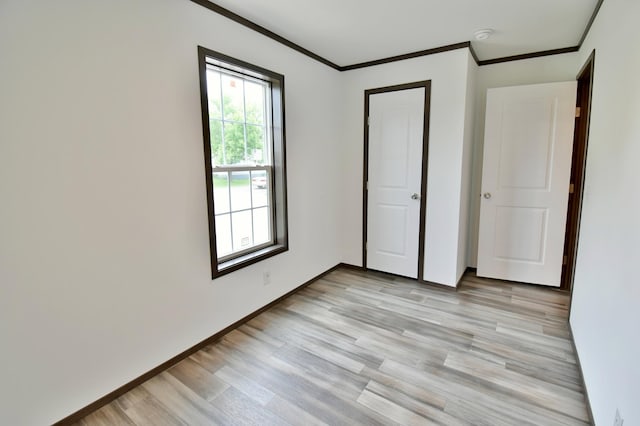 unfurnished bedroom featuring light hardwood / wood-style floors