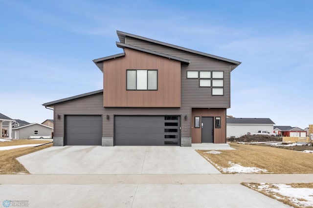 view of front of house with a garage