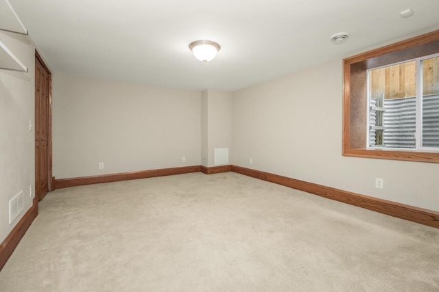 unfurnished bedroom featuring carpet floors