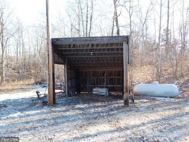 view of outbuilding