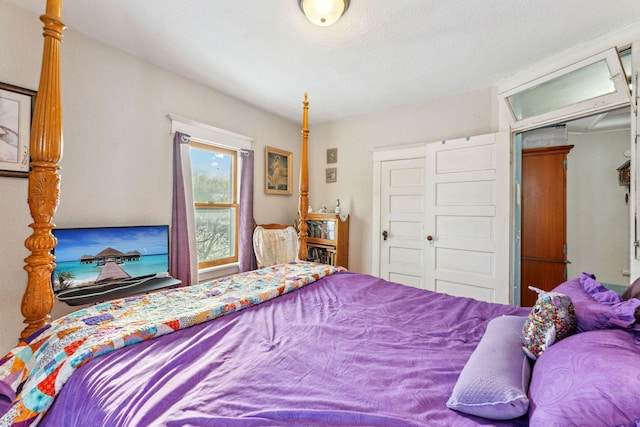 bedroom featuring a closet