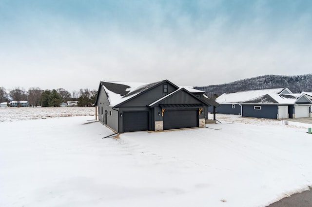 view of front of property featuring an attached garage