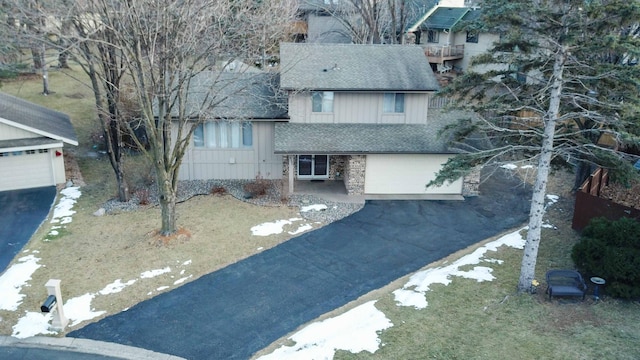 view of front of home featuring a garage