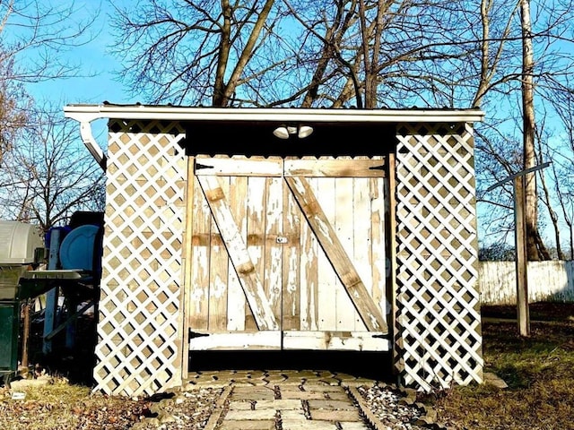 view of outbuilding