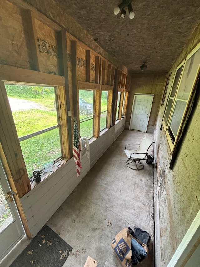 view of unfurnished sunroom