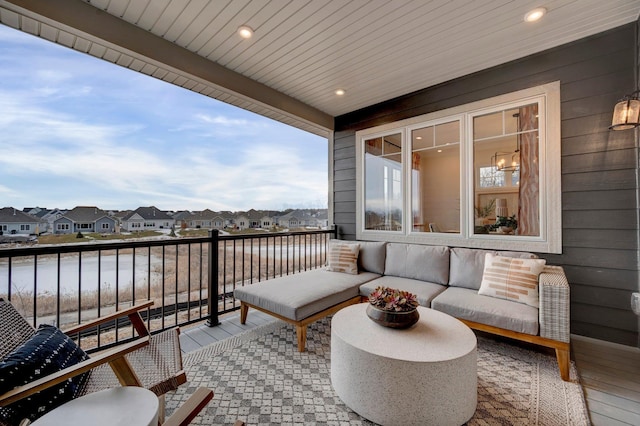 balcony featuring an outdoor hangout area