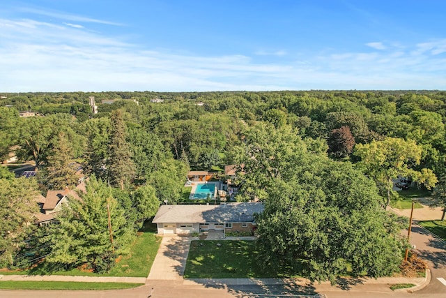 4700 Glenwood Ave, Golden Valley, MN 55422 - aerial view of property and surrounding area with a heavily wooded area