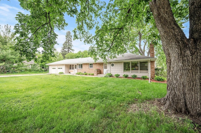 4700 Glenwood Ave, Golden Valley, MN 55422 - single story home featuring a chimney, an attached garage, a front lawn, and brick siding