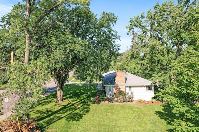 4700 Glenwood Ave, Golden Valley, MN 55422 - view of green lawn