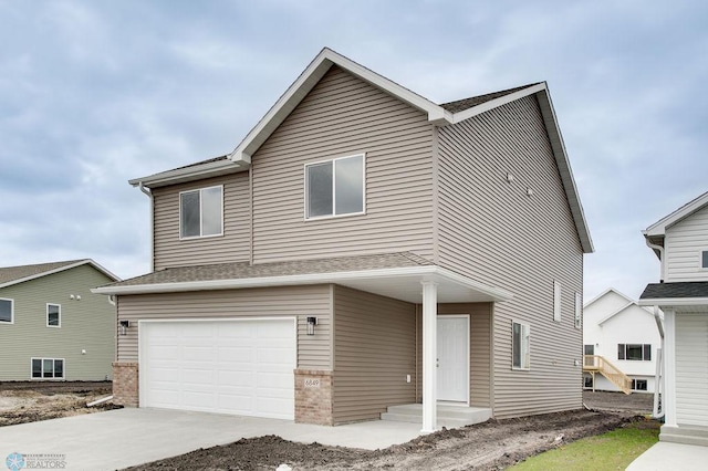 view of front of house featuring a garage