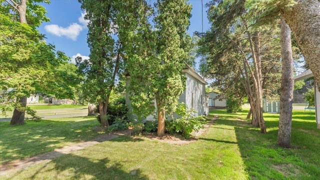 205 Broadway St SE, Isanti, MN 55040 - view of grassy yard