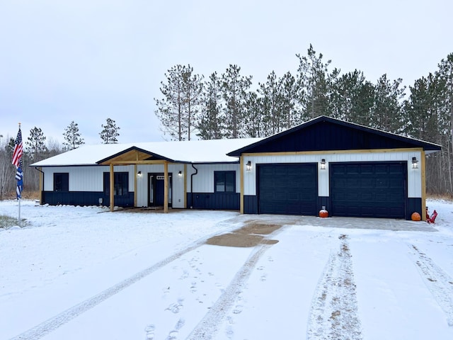 view of front of home with a garage