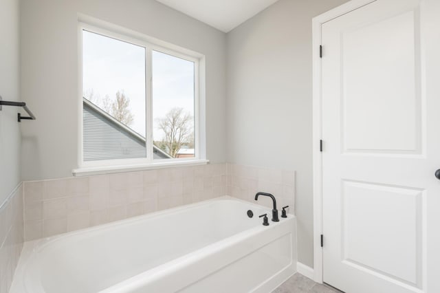 bathroom featuring a bathtub