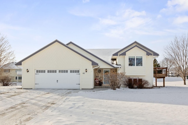 view of front facade with a garage