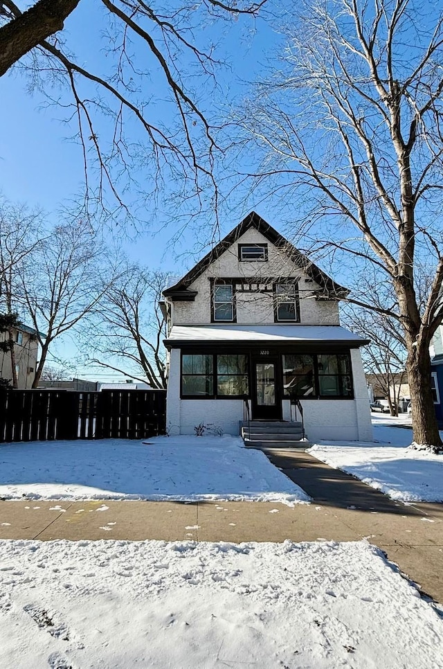 view of front of house