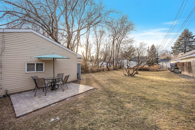 view of yard with a patio area