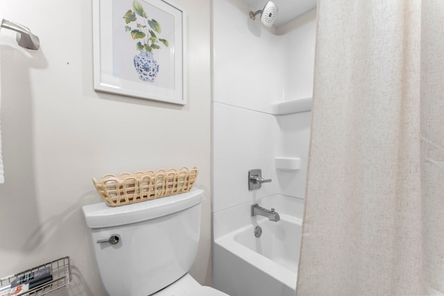 bathroom featuring toilet and shower / tub combo with curtain