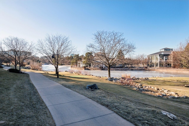 view of yard featuring a water view