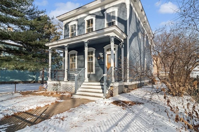 view of front facade featuring covered porch